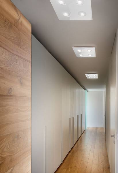 elesi-luce-pois-deckenleuchte-elegant-glasdiffusor-glasabdeckung-glänzend-quadratisch-led-austauschbar-magnetverschluss-made-in-italy-flur-korridor